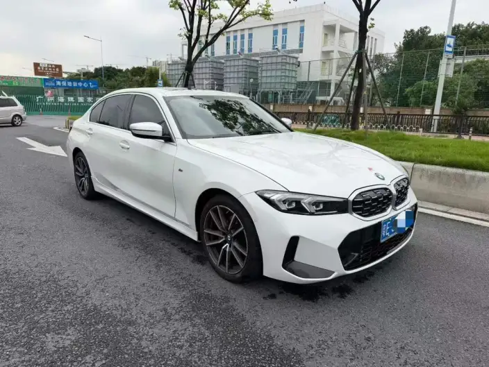 BMW 3 Series 2023 Model 325Li M Sports Set – фото 3