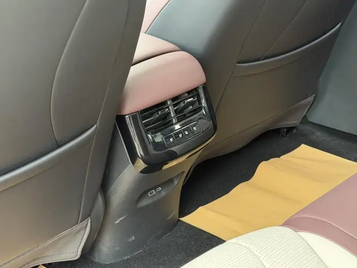 BYD Seal 07DM 2026 Model DM-i 230KM Flagship Model – фото 8