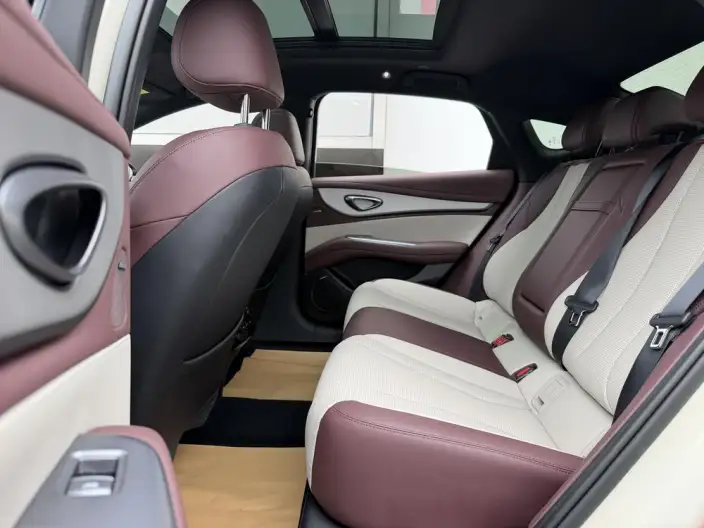 BYD Seal 07DM 2026 Model DM-i 230KM Flagship Model – фото 19