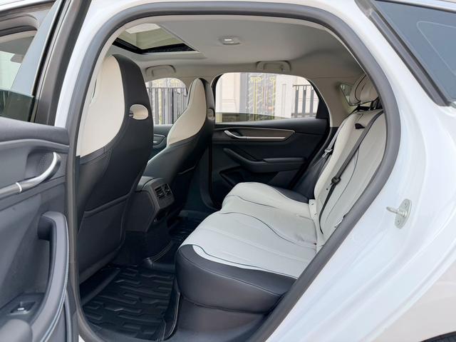 BYD Qin PLUS EV 2021 500KM Luxury – фото 7