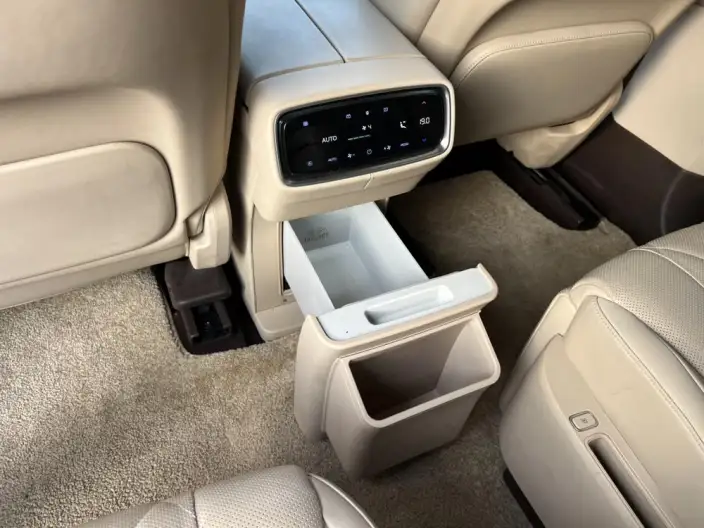 Aito M9 2024 Model Extended Range Ultra VI seat Edition – фото 13