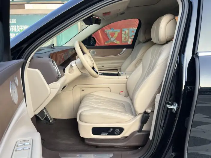 Aito M9 2024 Model Extended Range Ultra VI seat Edition – фото 21