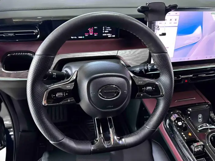 GAC Trumpchi E8 PHEV 2024 Model 2.0ATK 150km MAX+ – фото 19