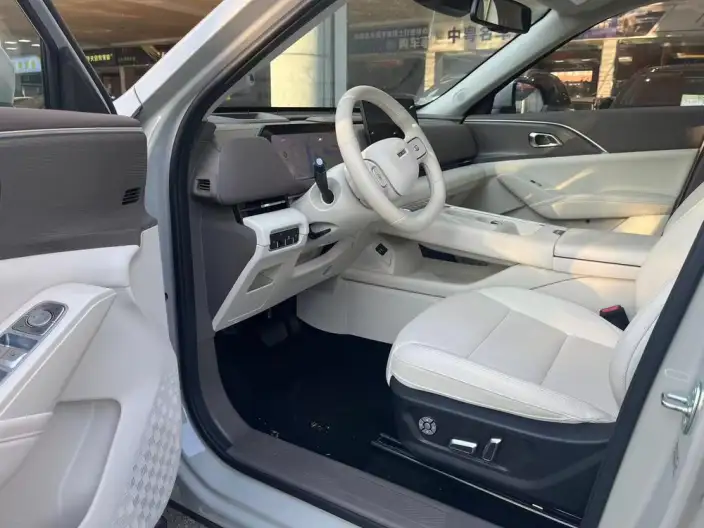 Haval Xiaolong MAX 2025 Model 1.5L Hi4 165 Ultra Smart Driving Edition – фото 8