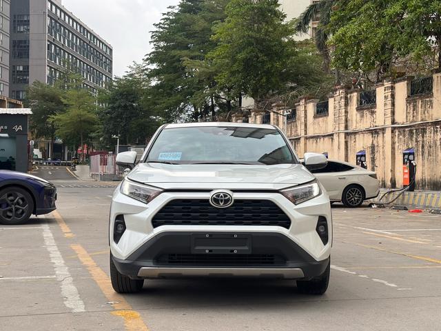 Toyota RAV4 2024 2.0L CVT 2WD Fashion – фото 2