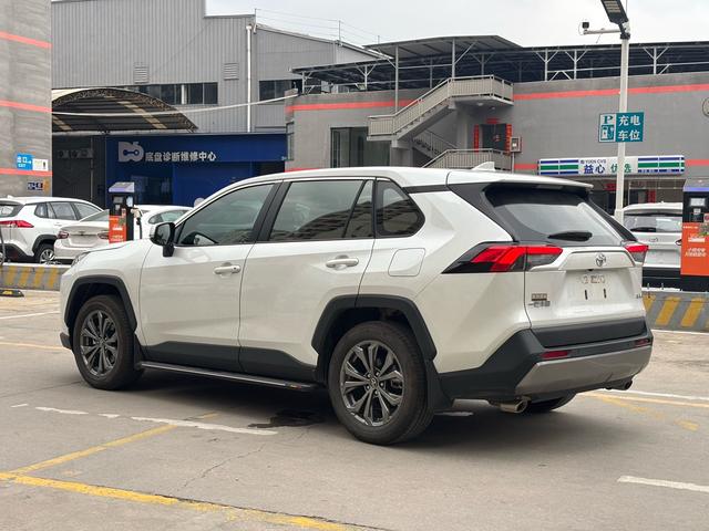 Toyota RAV4 2024 2.0L CVT 2WD Fashion – фото 7