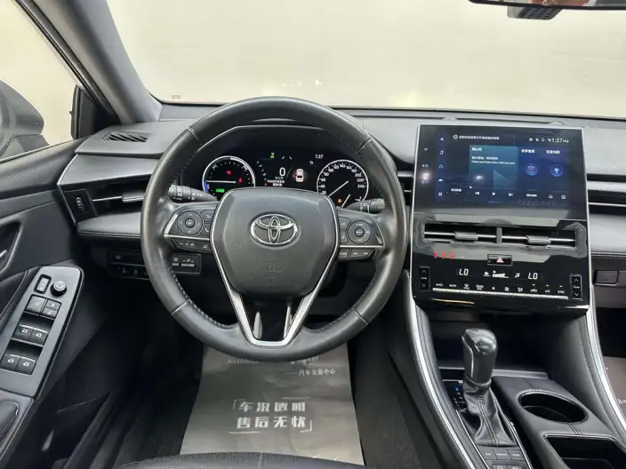 Toyota Avalon 2023 Model Intelligent Hybrid 2.5L E-CVT Deluxe Edition – фото 12