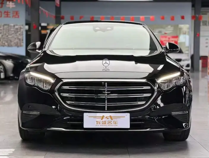 Mercedes-Benz E-Class 2024 Model E 300 L Luxury Model sedan – фото 2