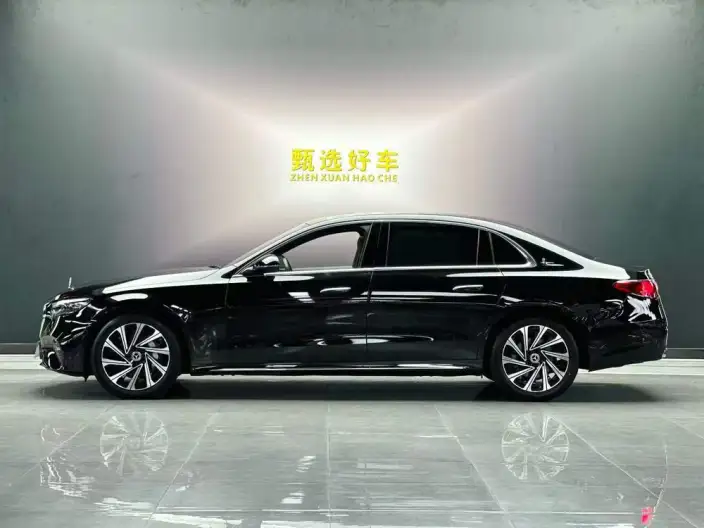 Mercedes-Benz E-Class 2024 Model E 300 L Luxury Model sedan – фото 3