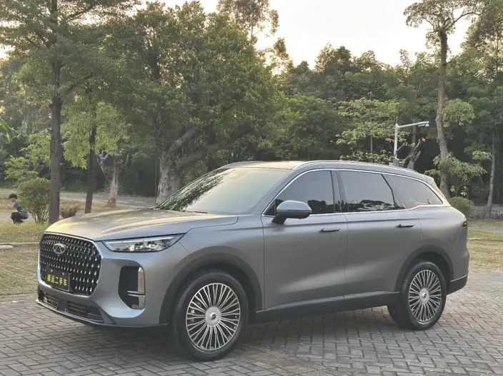 Chery Tiggo 8L 2024 Model 2.0T Automatic Deluxe Edition – фото 1