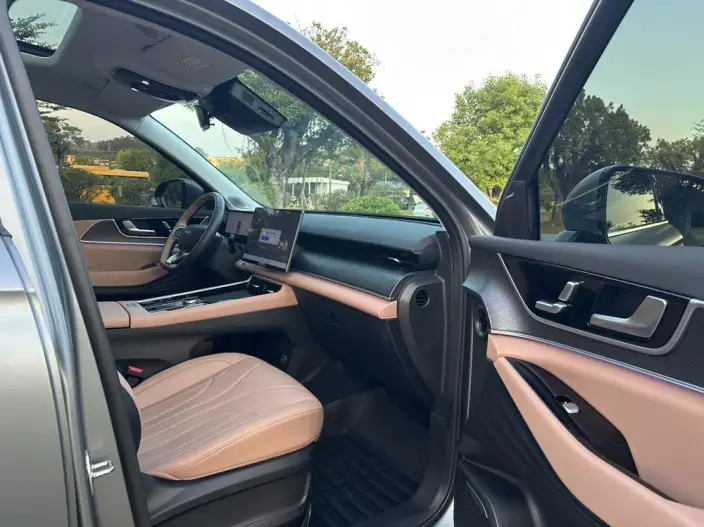 Chery Tiggo 8L 2024 Model 2.0T Automatic Deluxe Edition – фото 16