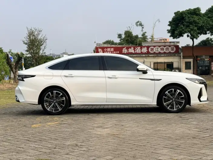 Chery Arrizo 8 2022 Model 1.6TGDI DCT Shang – фото 7