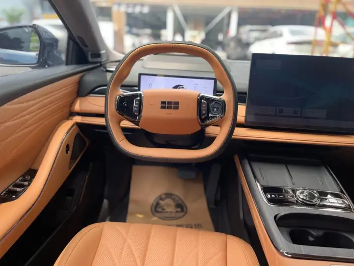 Geely Galaxy E8 PHEV 2025 Model 130km EM-i Ultimate Edition – фото 21