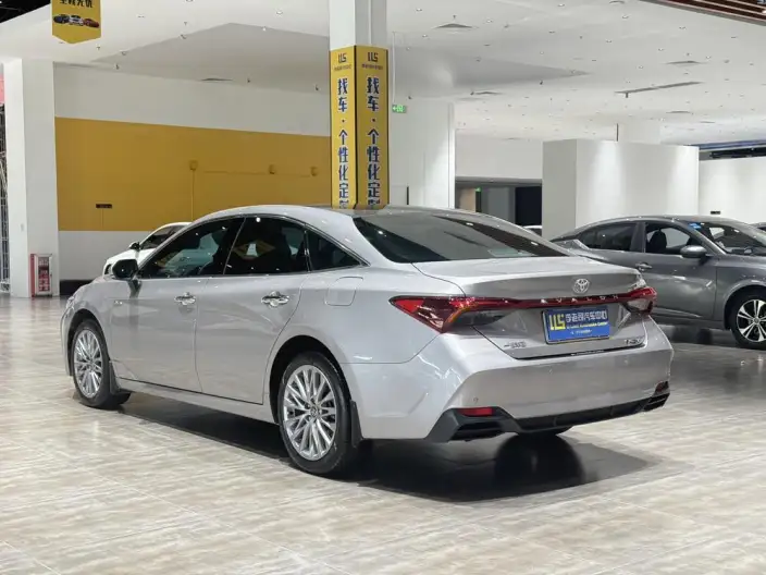Toyota Avalon 2026 Model Intelligent Hybrid 2.0L E-CVT Deluxe Edition – фото 5