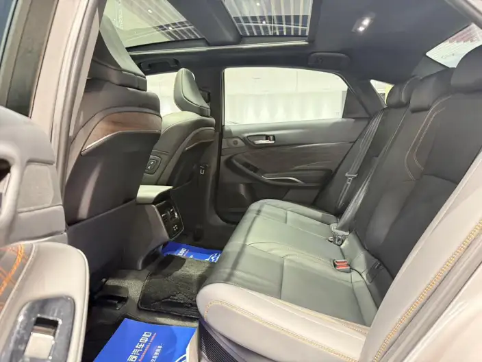 Toyota Avalon 2026 Model Intelligent Hybrid 2.0L E-CVT Deluxe Edition – фото 21