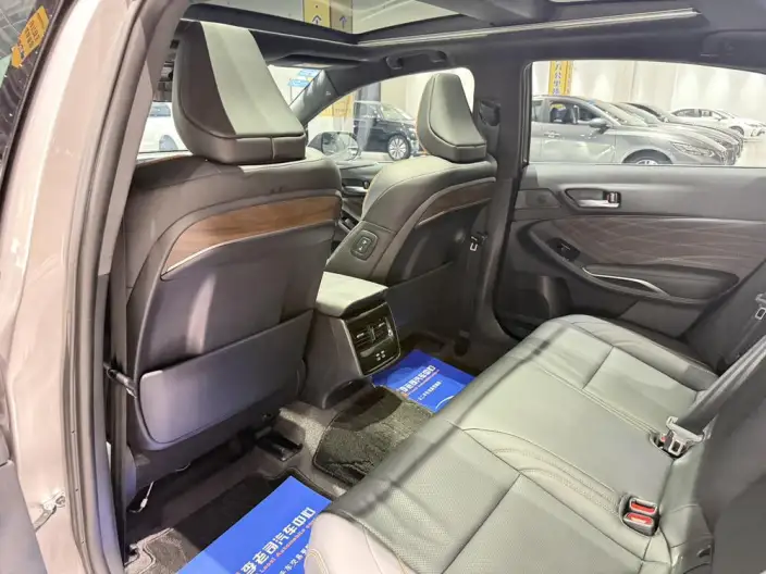 Toyota Avalon 2026 Model Intelligent Hybrid 2.0L E-CVT Deluxe Edition – фото 27