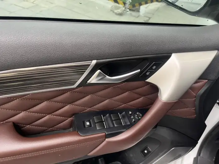 Haval H9 2020 Model 2.0T Petrol 4WD Luxury Model 7 seat – фото 15