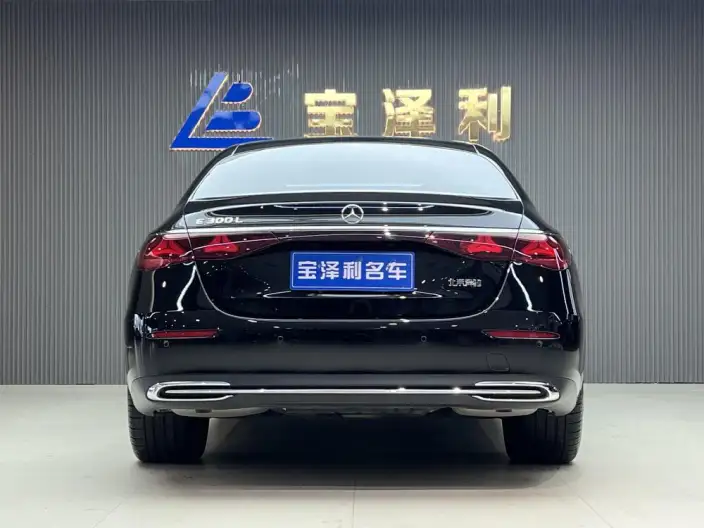 Mercedes-Benz E-Class 2025 Model E 300 L Luxury Model sedan – фото 2