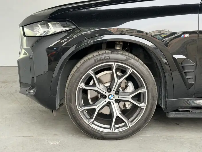 BMW X5 2023 Model xDrive30Li M Sports Set – фото 10
