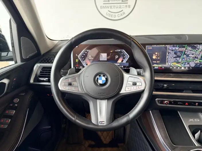 BMW X5 2023 Model xDrive30Li M Sports Set – фото 17