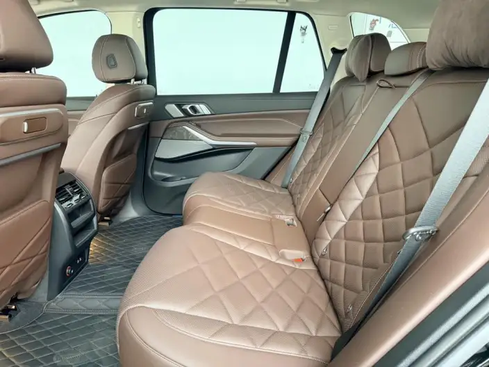 BMW X5 2023 Model xDrive30Li M Sports Set – фото 23