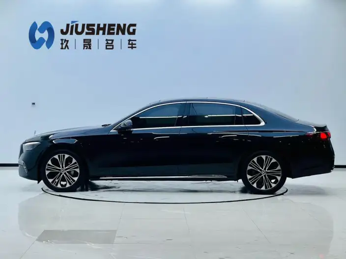 Mercedes-Benz E-Class 2026 Model E 300 L Luxury Model sedan – фото 3