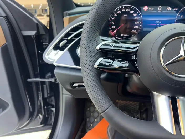 Mercedes-Benz E-Class 2026 Model E 300 L Luxury Model sedan – фото 9