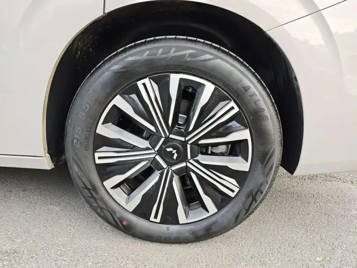 Xingguang 730 PHEV 2025 Model 125km Luxury Model – фото 7