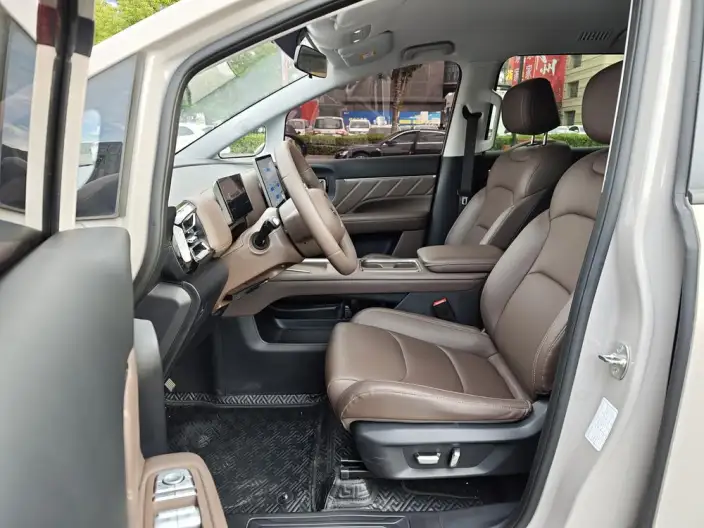 Xingguang 730 PHEV 2025 Model 125km Luxury Model – фото 16