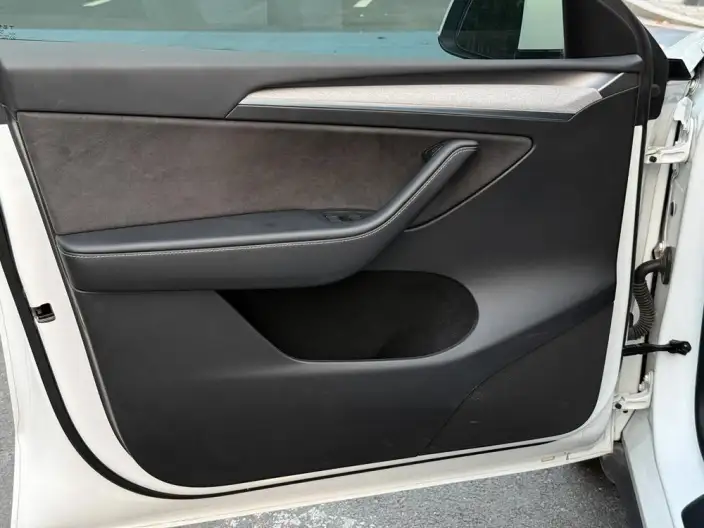 Model Y 2024 Model Rear-wheel drive version – фото 13