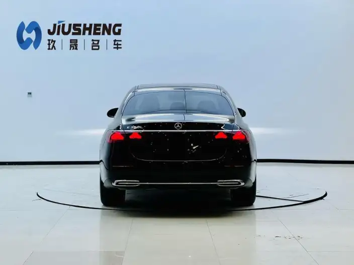 Mercedes-Benz E-Class 2025 Model E 300 L Fashion Model sedan – фото 5