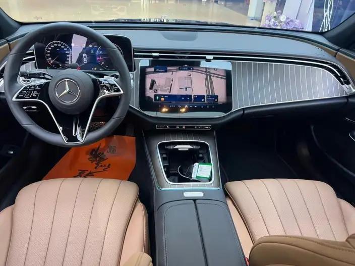 Mercedes-Benz E-Class 2025 Model E 300 L Fashion Model sedan – фото 14