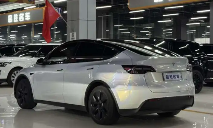 Model Y 2023 Model Rear-wheel drive version – фото 4