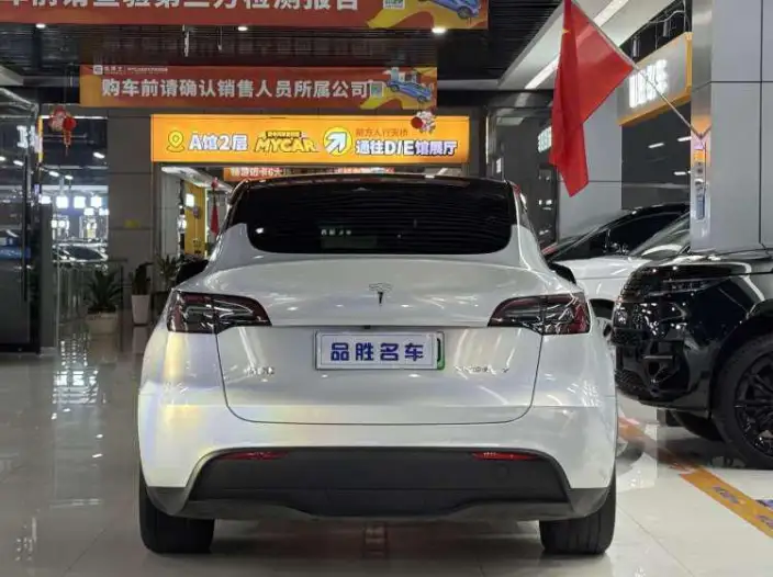 Model Y 2023 Model Rear-wheel drive version – фото 5
