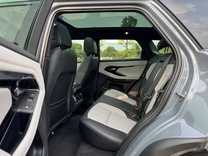Range Rover Evoque 2020 Model 249PS R-DYNAMIC S Sports Edition – фото 17