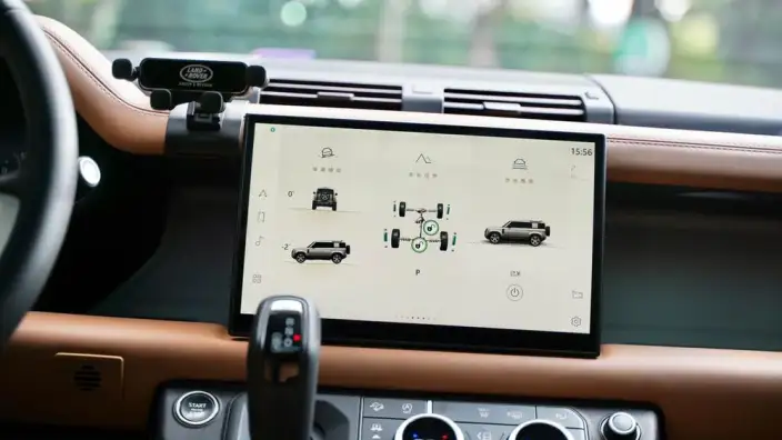 Land Rover Defender 2023 Model Facelift 110 P400 X-Dynamic HSE – фото 13