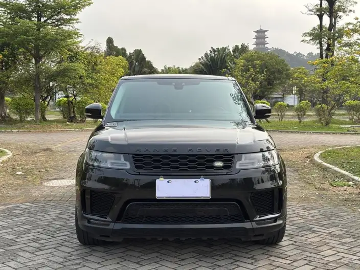 Range Rover Sport 2021 Model 3.0 L6 SE – фото 2