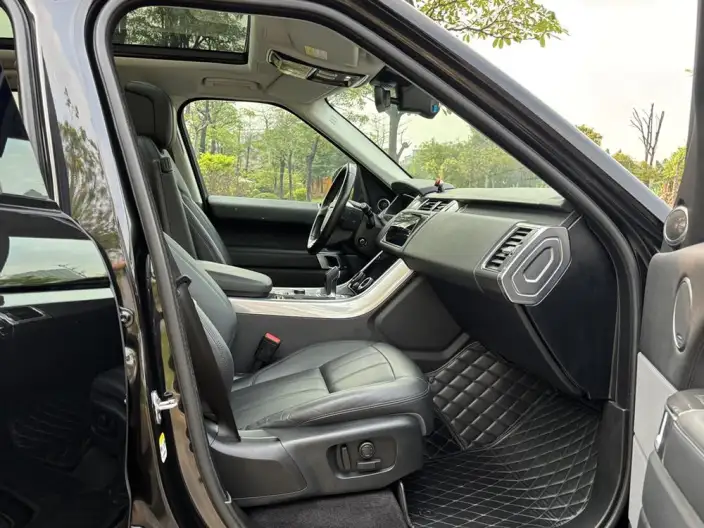 Range Rover Sport 2021 Model 3.0 L6 SE – фото 17