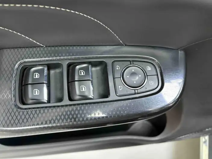 Haval M6 2021 Model PLUS 1.5T DCT Luxury Smart Connect Model – фото 33