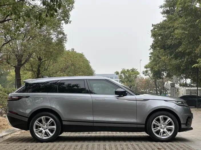 Range Rover Velar 2020 Model P250 R-DYNAMIC S – фото 8