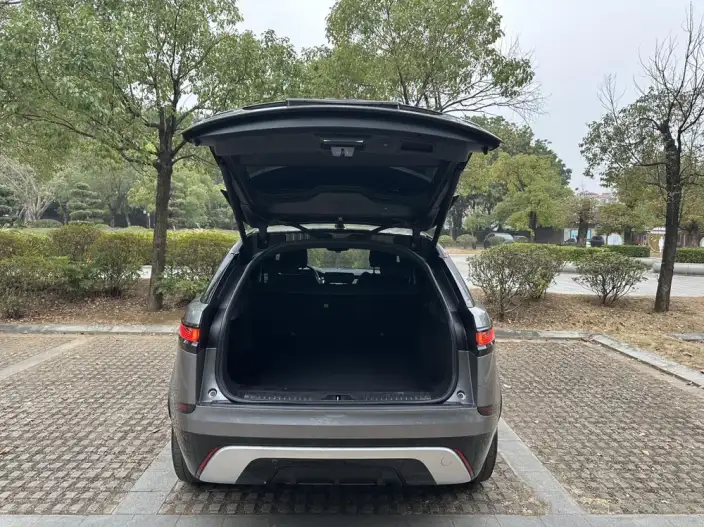 Range Rover Velar 2020 Model P250 R-DYNAMIC S – фото 9