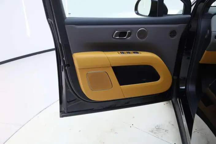 Li Auto i6 2025 Model 2WD Standard Edition – фото 14