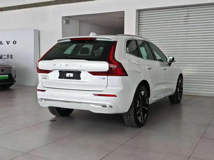 Volvo XC60 PHEV 2026 Model T8 4WD Long Battery Life Pro Smart Range Deluxe Edition – фото 6
