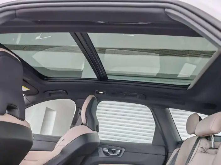 Volvo XC60 PHEV 2026 Model T8 4WD Long Battery Life Pro Smart Range Deluxe Edition – фото 25