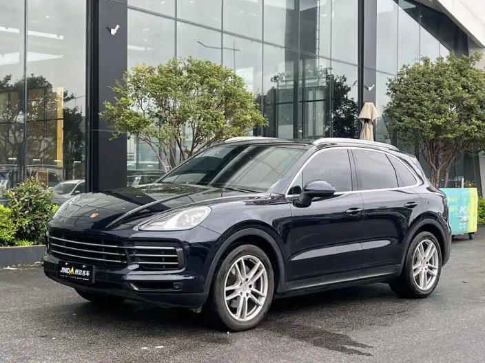 Cayenne 2022 Model Cayenne 3.0T Platinum edition – фото 1