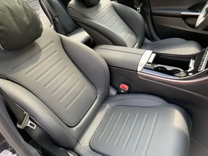 Mercedes-Benz C-Class 2026 Model C 260 L Sports sedan – фото 34