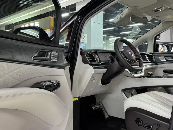 DENZA D9 DM 2025 Model Smart Driving Edition 1020 4WD Exclusive Model – фото 18