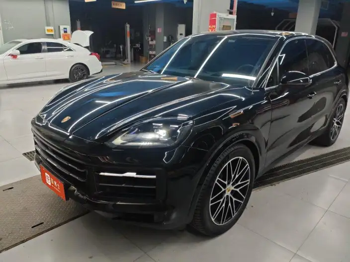 Cayenne 2024 Model Cayenne 3.0T – фото 1