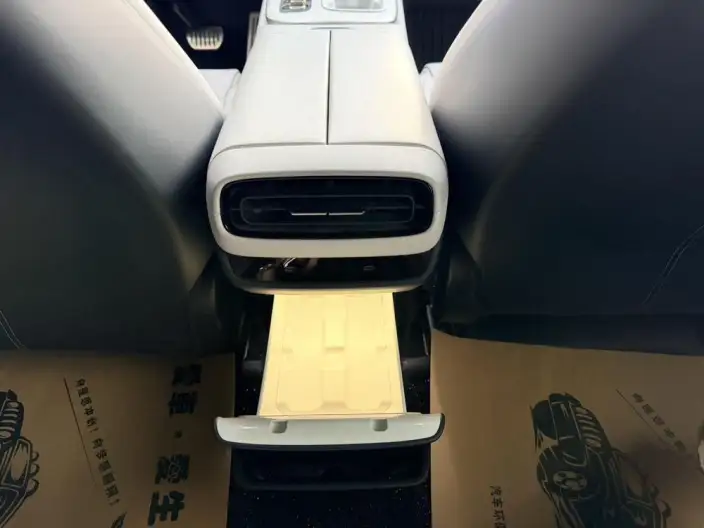 Xiaomi SU7 2024 Model 4WD Ultra-long Endurance Max Edition – фото 12