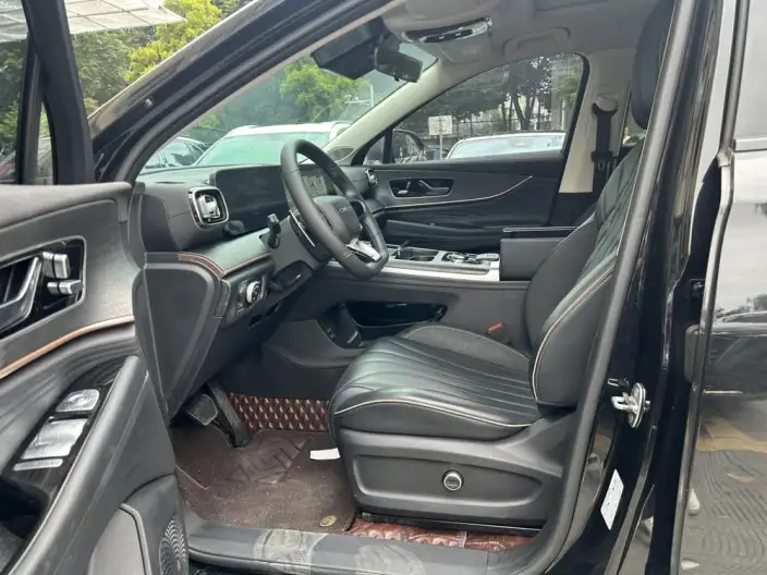 Chery Tiggo 9 2023 Model 2.0T DCT 2WD Premium Edition 7 seat – фото 7